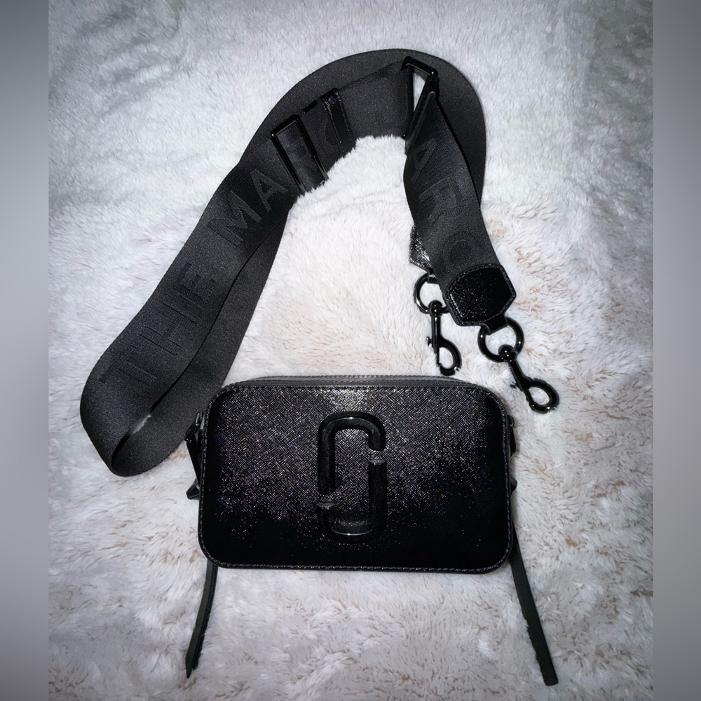 Marc Jacobs Black Textured Crossbody